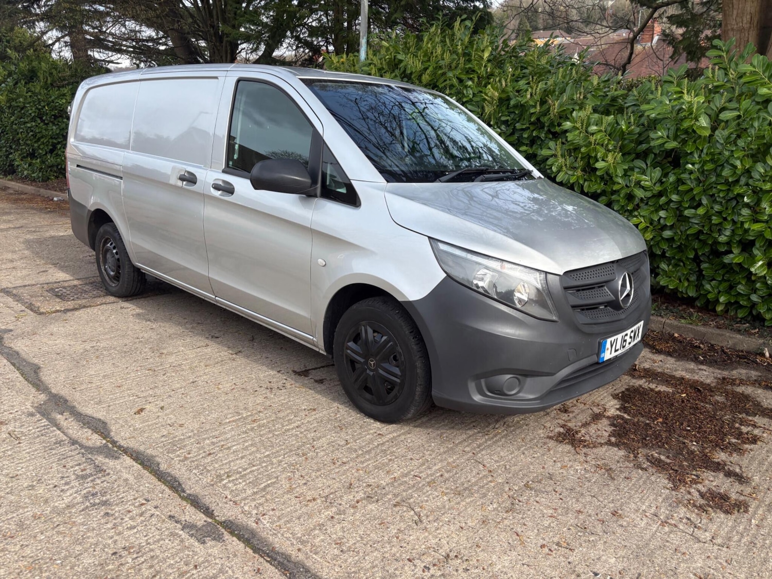 Used Mercedes-Benz Vito 2016 for sale - 77888737: Photo 11