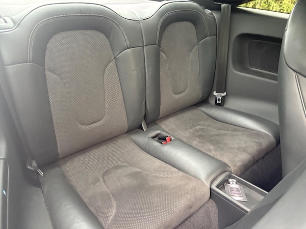 Used Audi TT 2011 for sale - 76273724: Photo 76