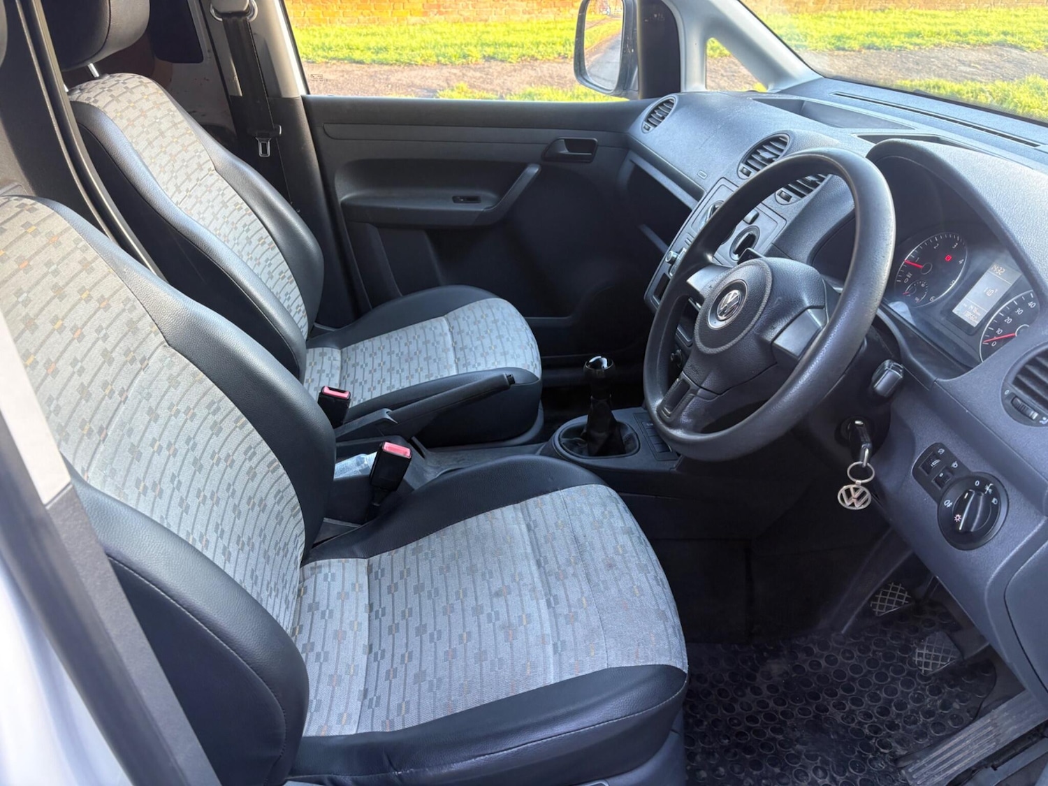 Used Volkswagen Caddy 2012 for sale - 76888931: Photo 14