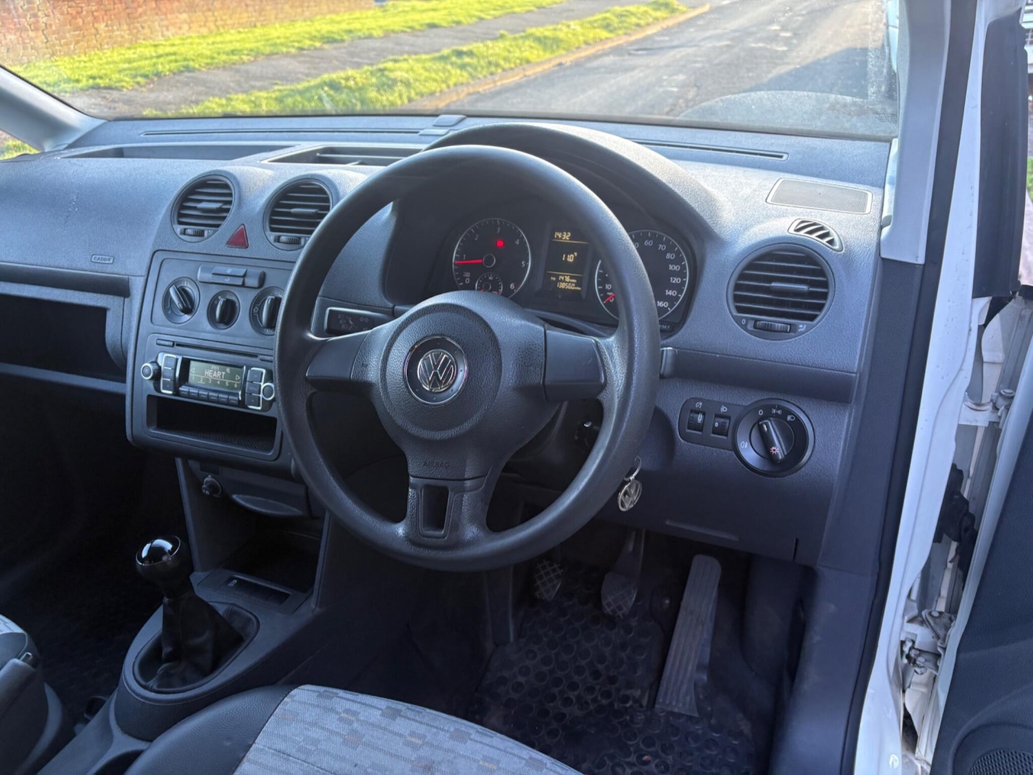 Used Volkswagen Caddy 2012 for sale - 76888931: Photo 17