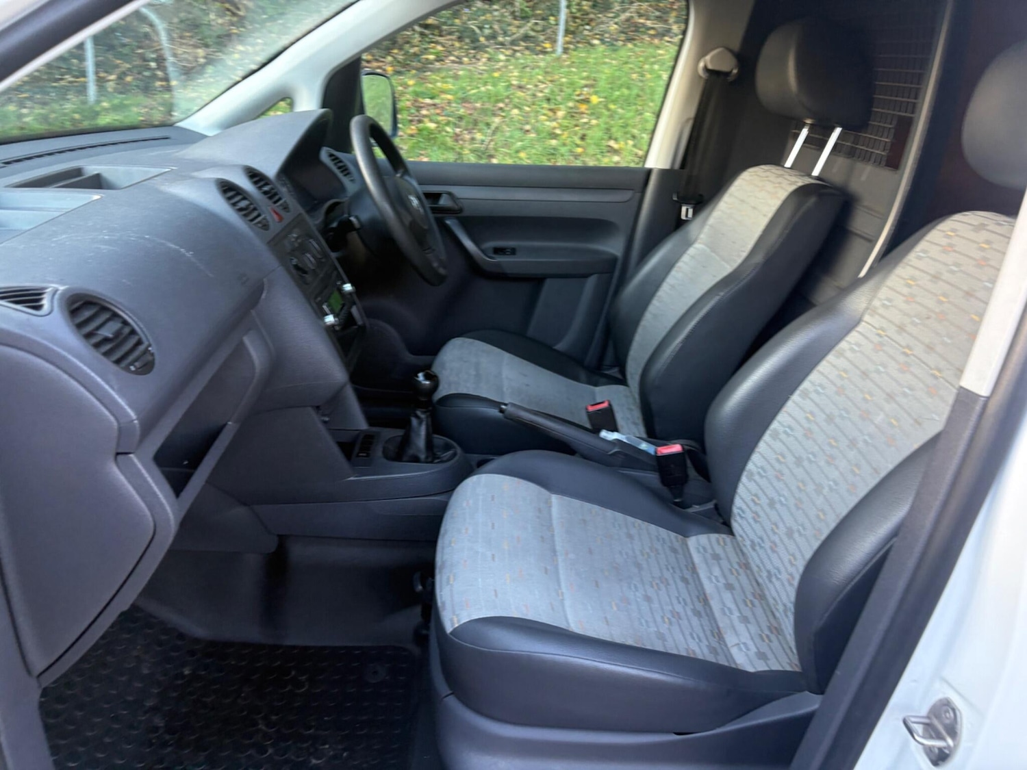 Used Volkswagen Caddy 2012 for sale - 76888931: Photo 22