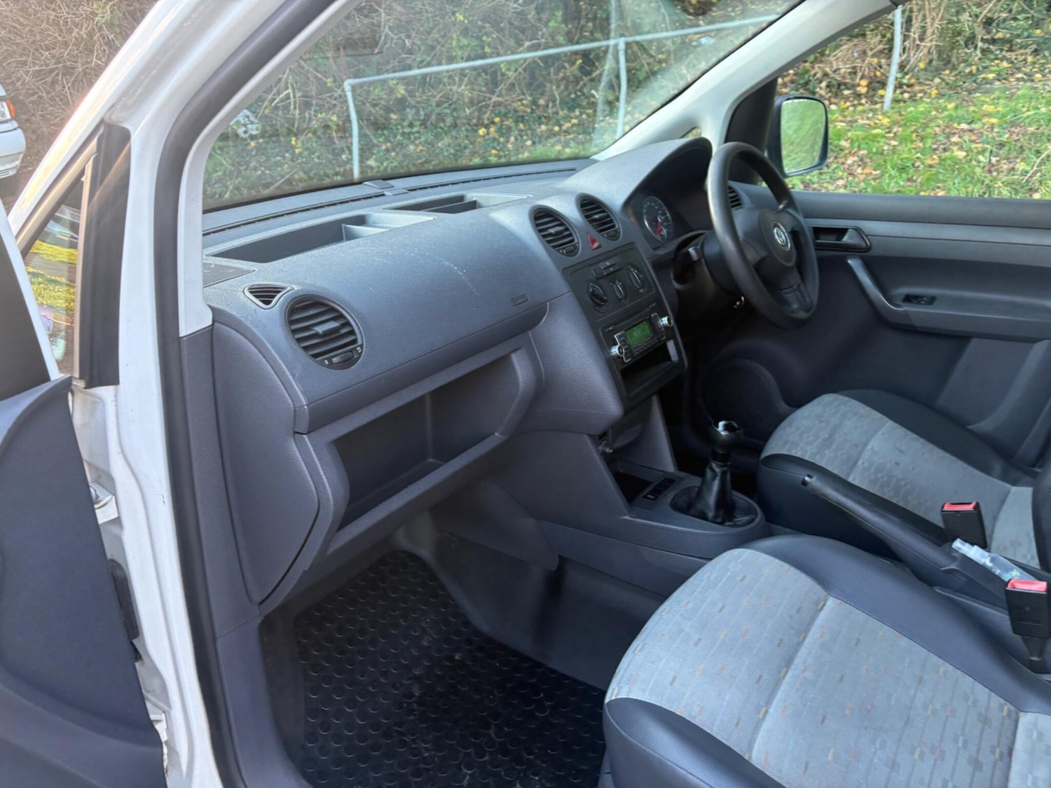 Used Volkswagen Caddy 2012 for sale - 76888931: Photo 23