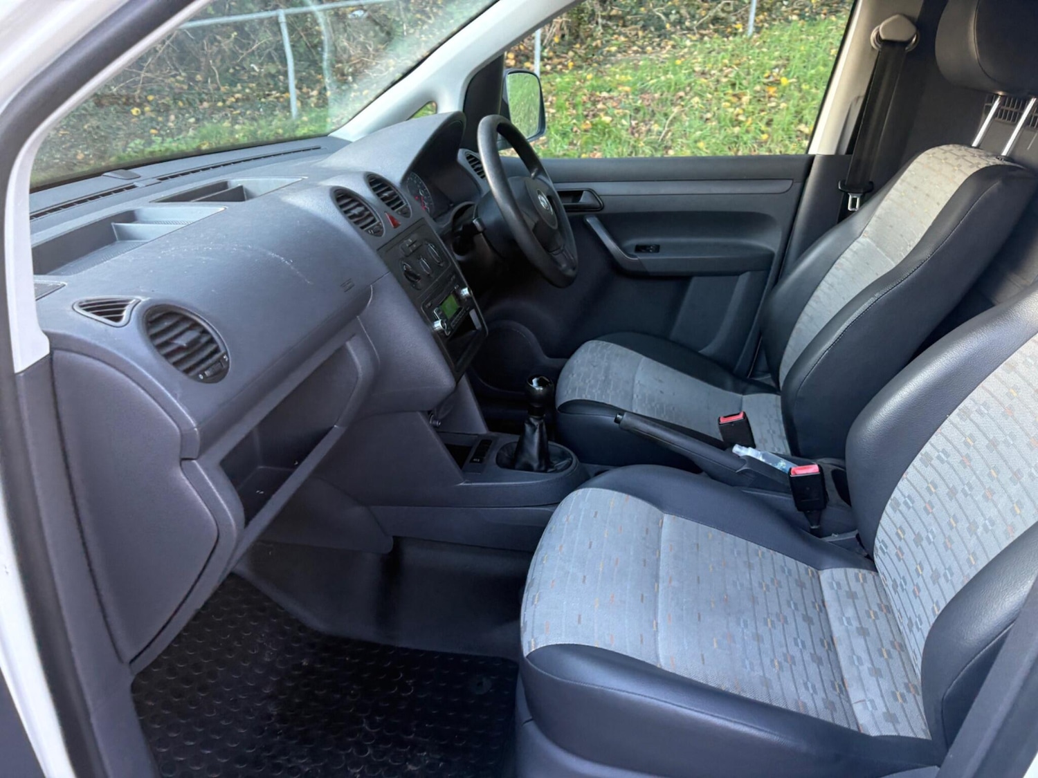 Used Volkswagen Caddy 2012 for sale - 76888931: Photo 24