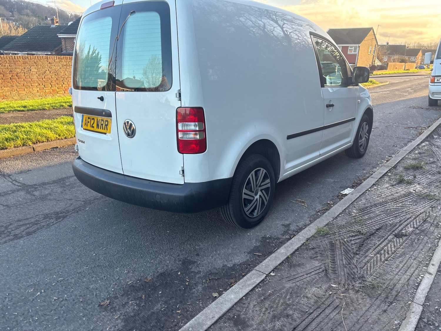 Used Volkswagen Caddy 2012 for sale - 76888931: Photo 4