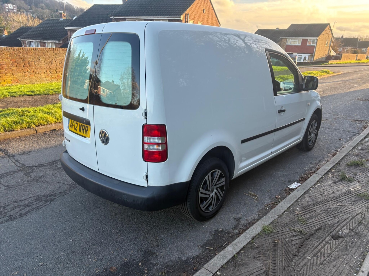 Used Volkswagen Caddy 2012 for sale - 76888931: Photo 5