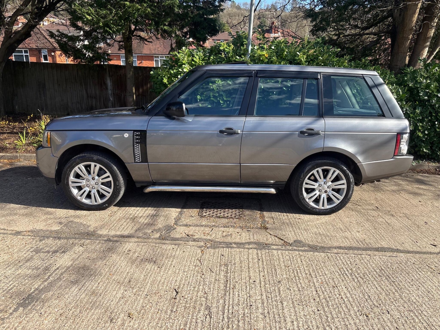 Used Land Rover Range Rover 2010 for sale - 78029050: Photo 2