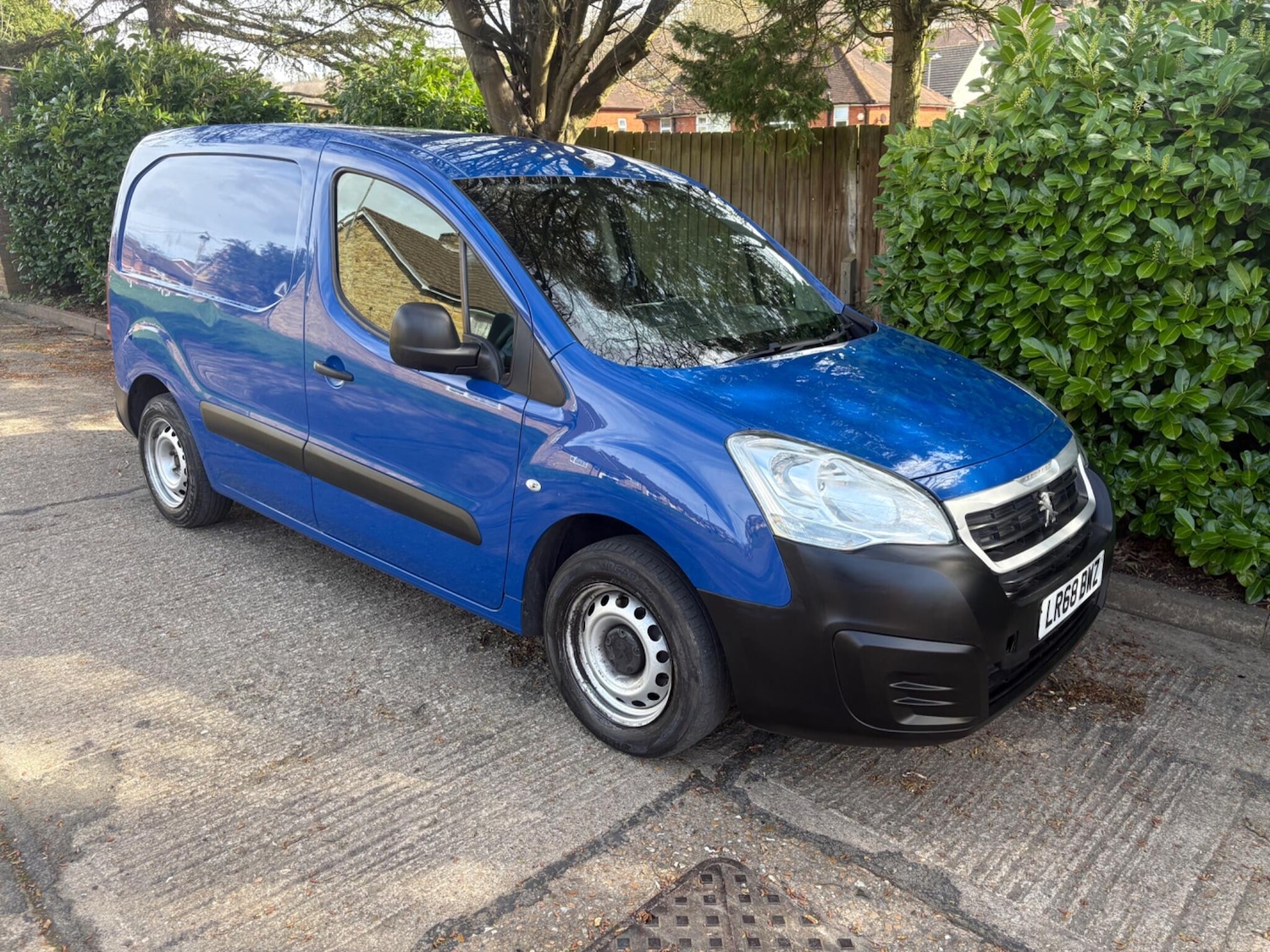 Used Peugeot Partner 2018 for sale - 77894012: Photo 64