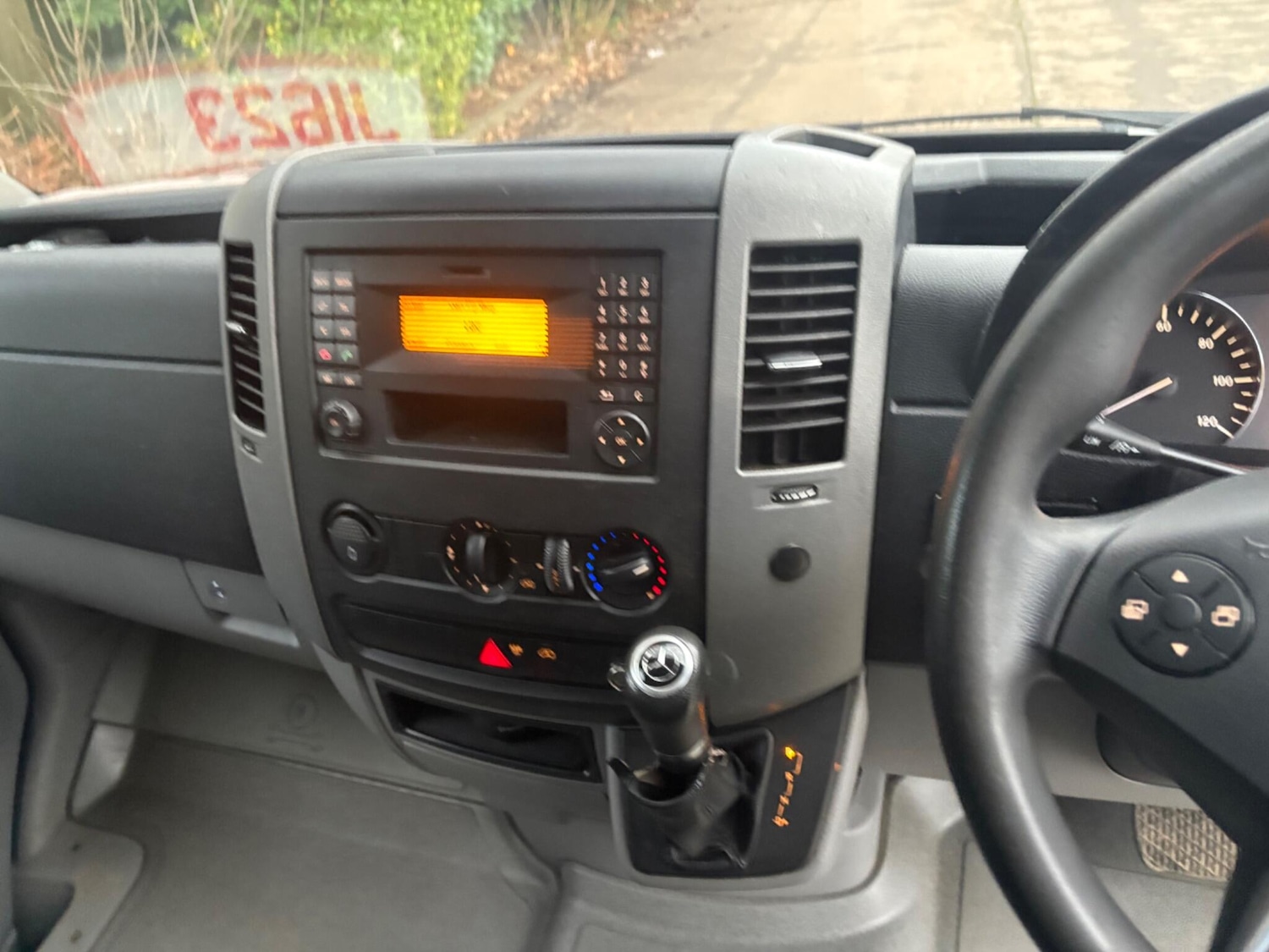 Used Mercedes-Benz Sprinter 2015 for sale - 77051001: Photo 17