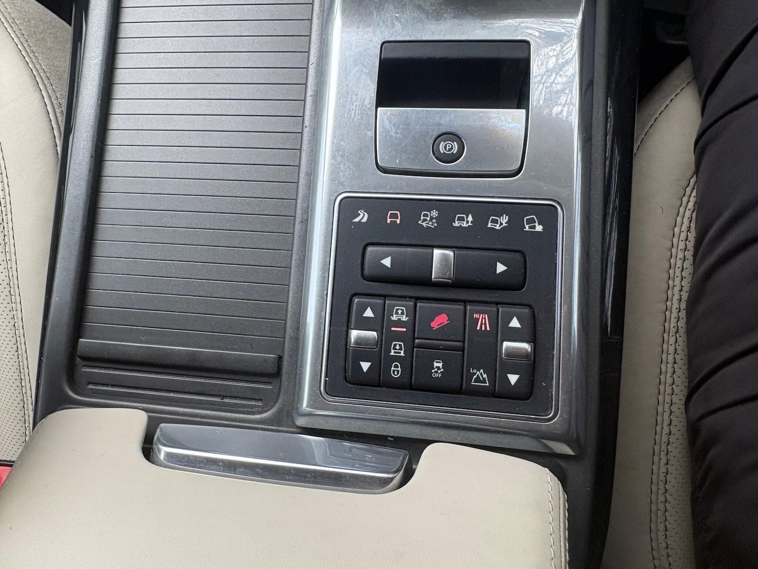 Used Land Rover Range Rover Sport 2011 for sale - 77470974: Photo 17