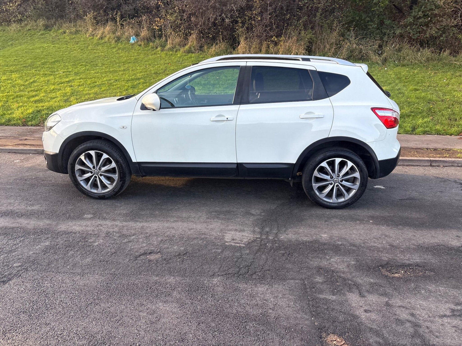 Used Nissan Qashqai 2013 for sale - 76717616: Photo 47