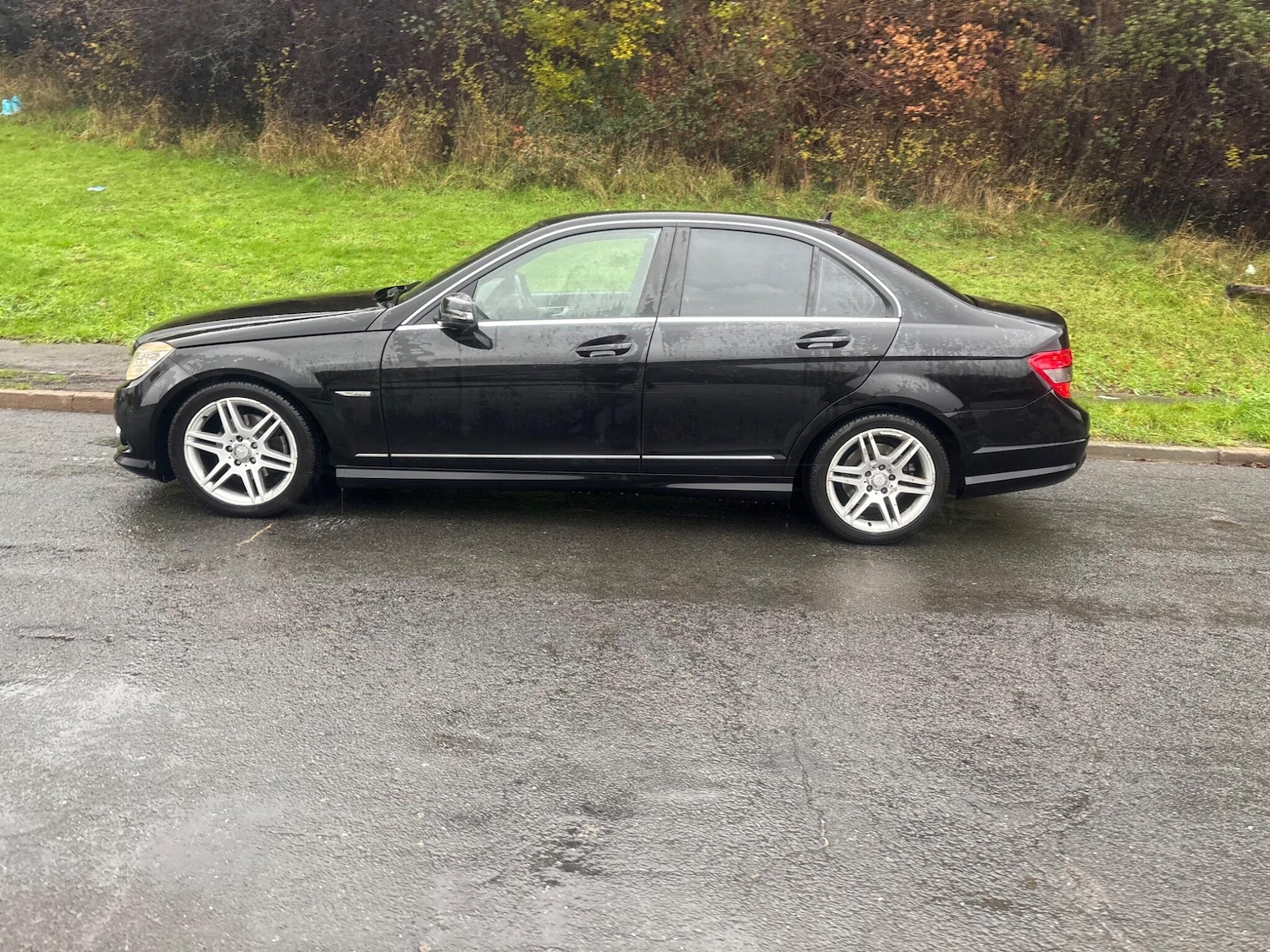 Used Mercedes-Benz C Class 2010 for sale - 76888932: Photo 35