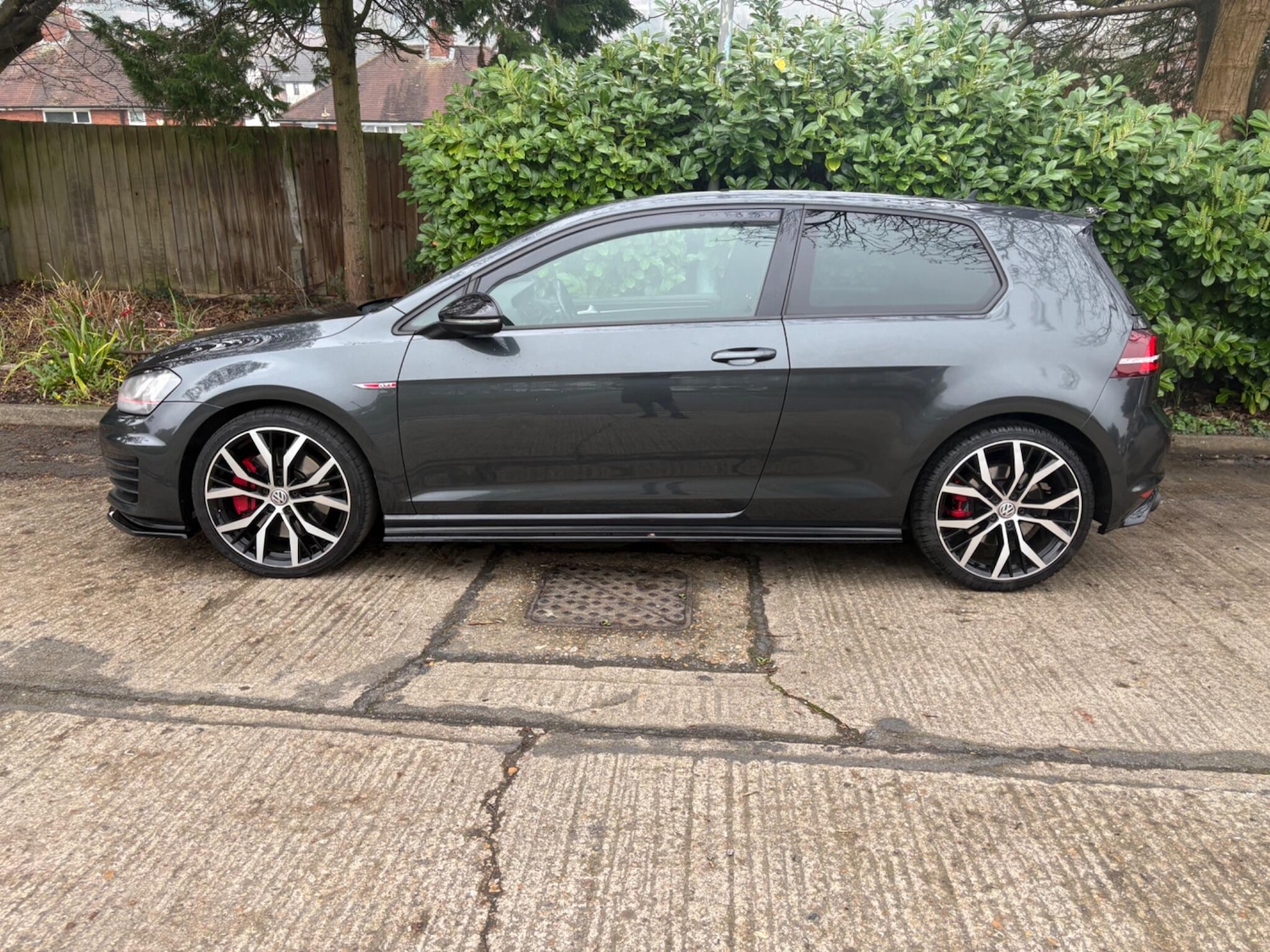 Used Volkswagen Golf 2016 for sale - 77802563: Photo 2