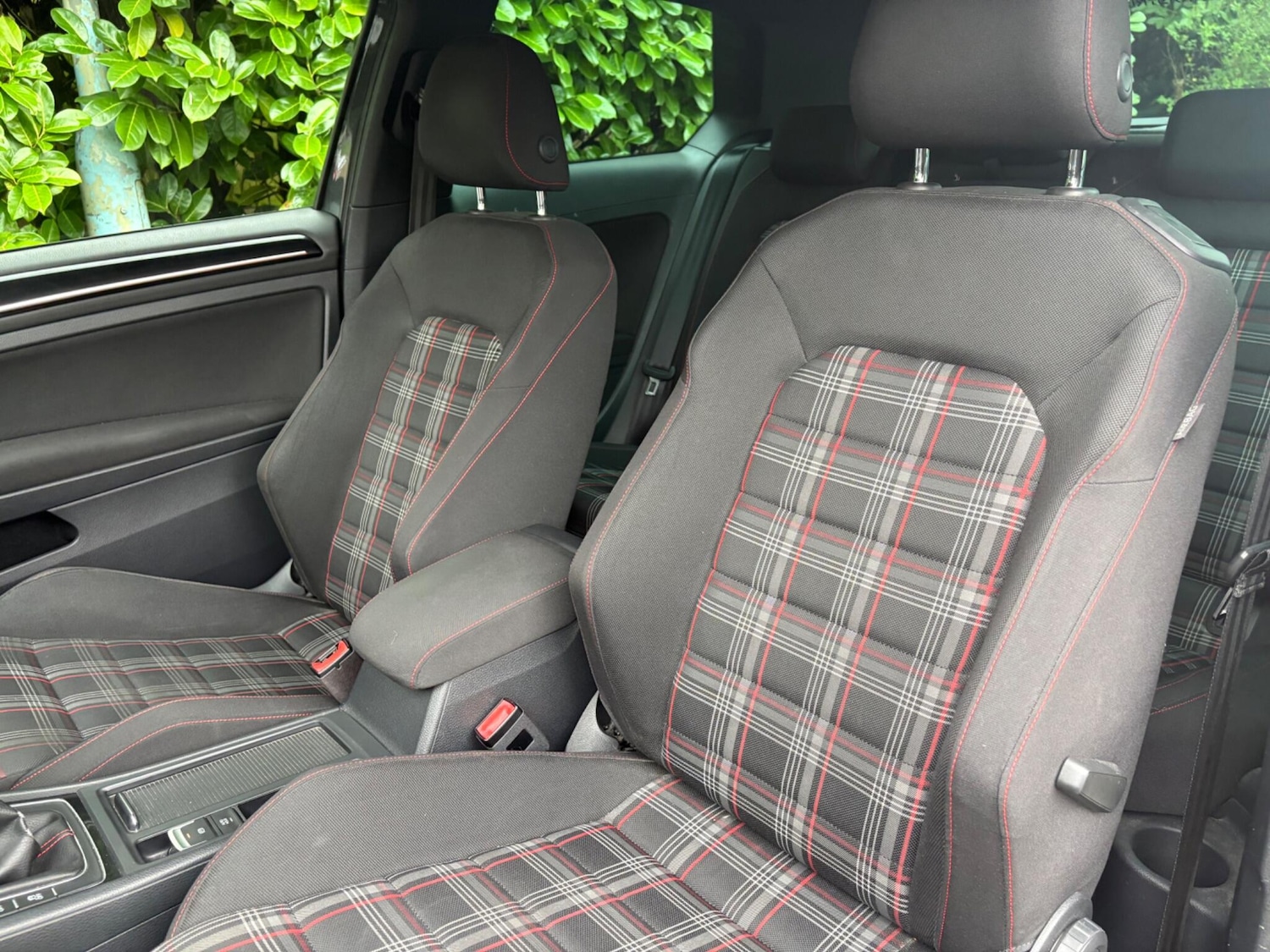 Used Volkswagen Golf 2016 for sale - 77802563: Photo 24