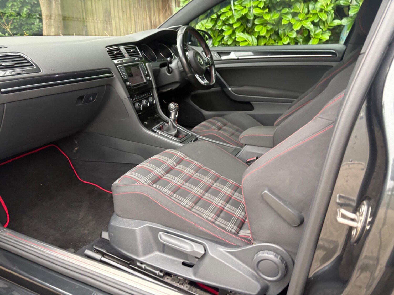 Used Volkswagen Golf 2016 for sale - 77802563: Photo 29