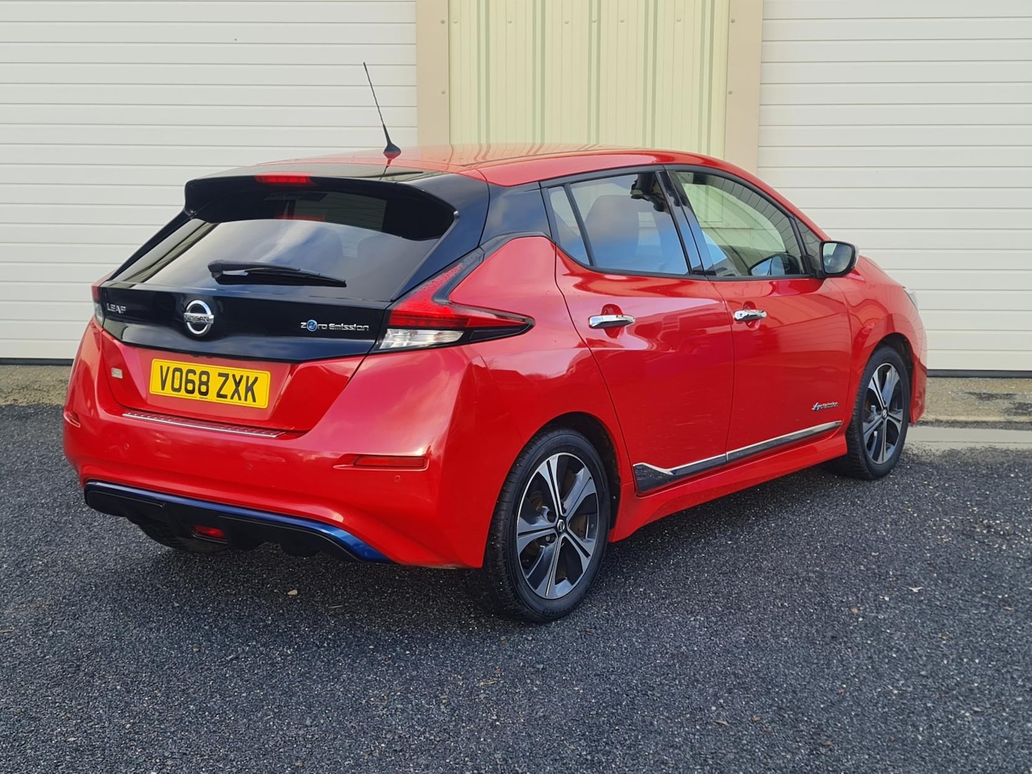 Used Nissan Leaf 2018 for sale - 76534324: Photo 3