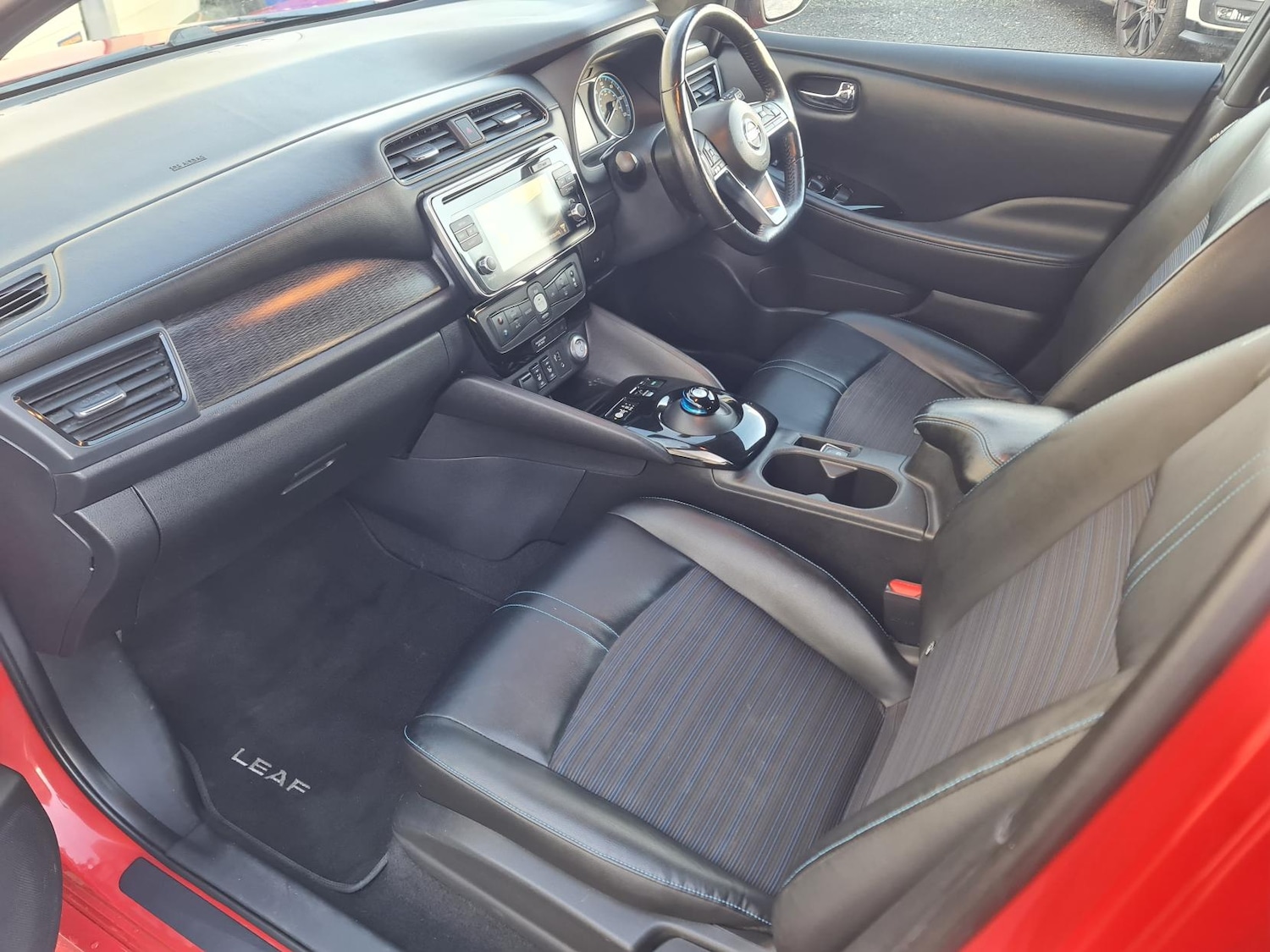 Used Nissan Leaf 2018 for sale - 76534324: Photo 9