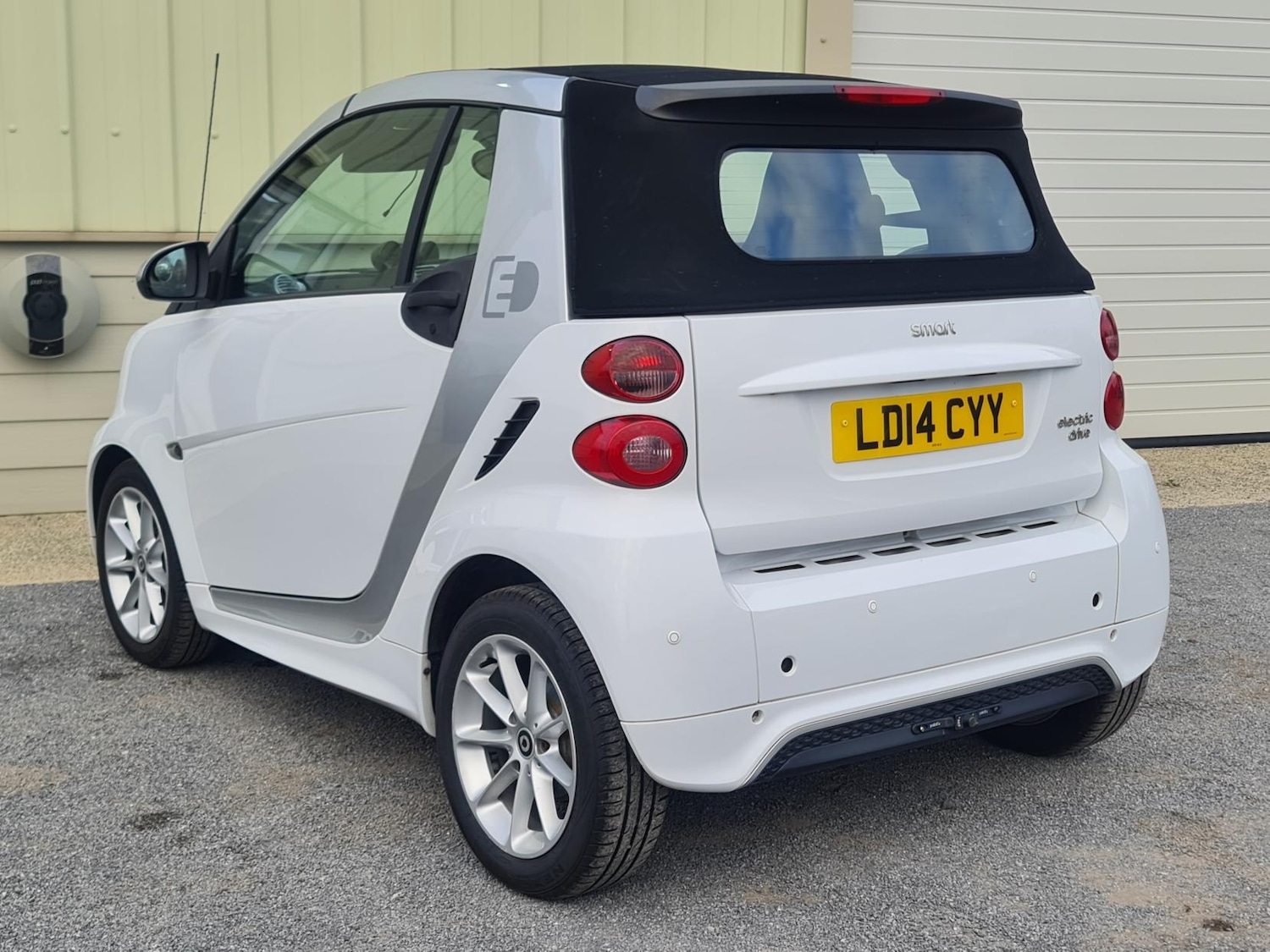Used smart fortwo 2014 for sale - 76314230: Photo 4