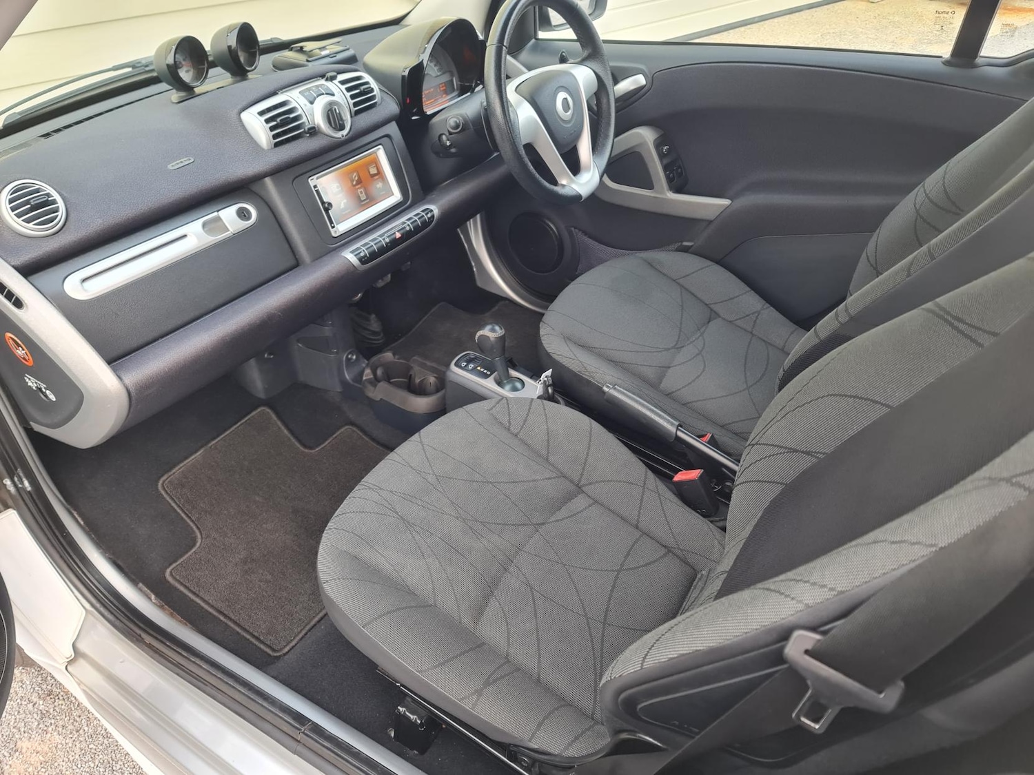 Used smart fortwo 2014 for sale - 76314230: Photo 9