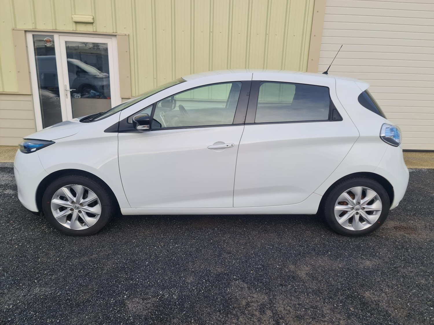 Used Renault Zoe 2016 for sale - 77129910: Photo 6