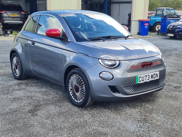 Used Fiat 500e 2023 for sale - 75692444: Photo 2