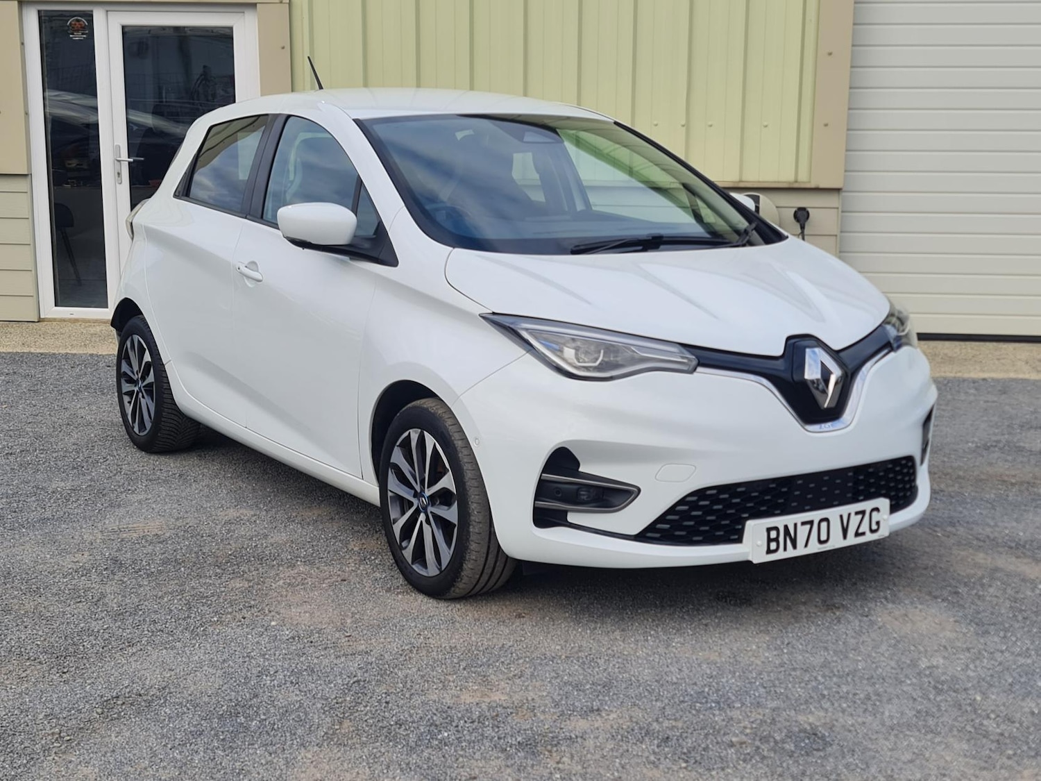 Used Renault Zoe 2020 for sale - 76314234: Photo 2