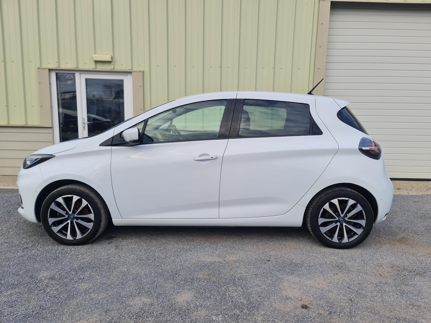 Used Renault Zoe 2020 for sale - 76314234: Photo 5