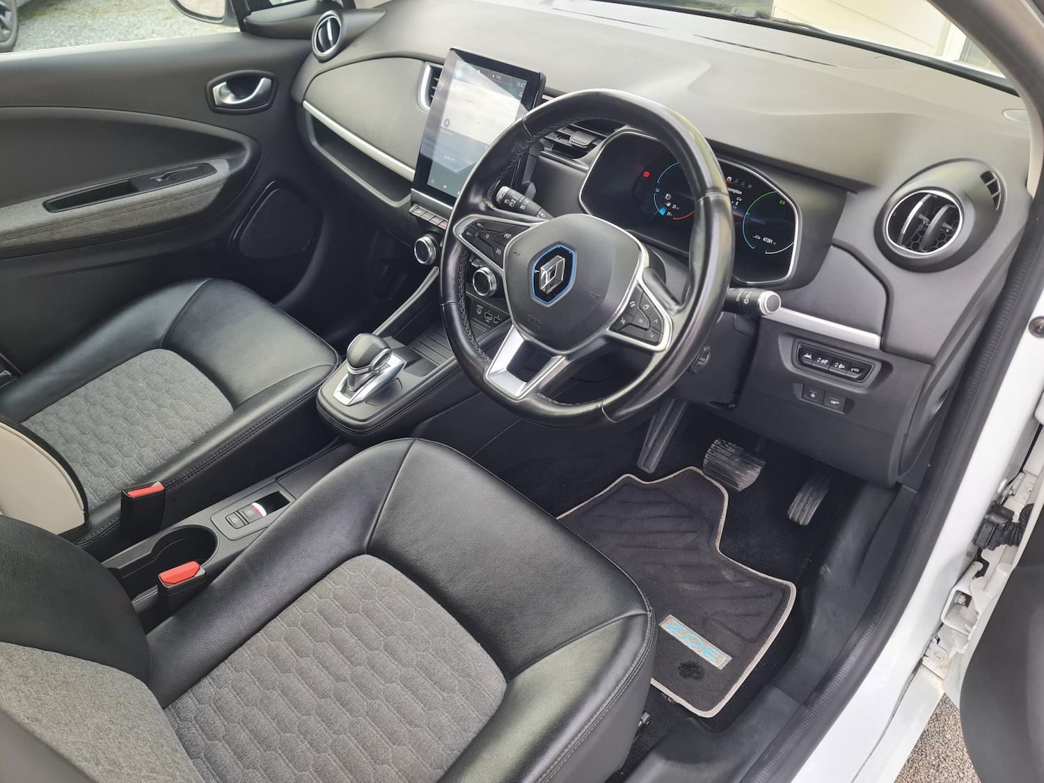 Used Renault Zoe 2020 for sale - 76314234: Photo 7