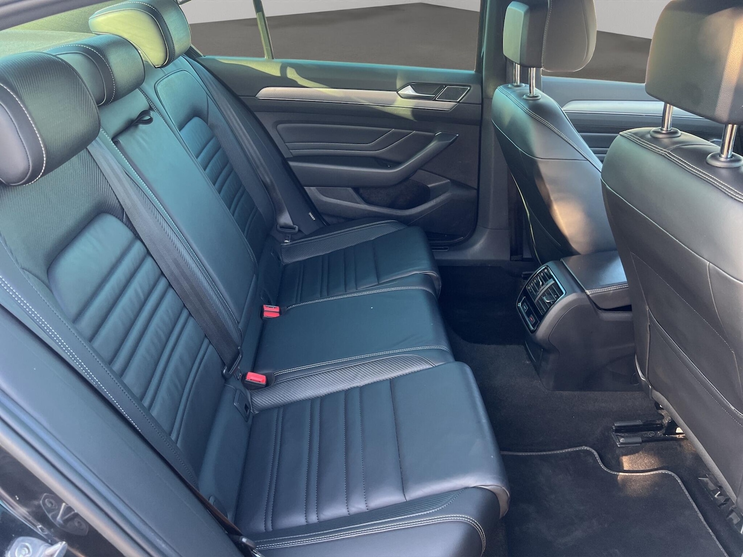 Used Volkswagen Passat for sale - 77969983: Photo 18