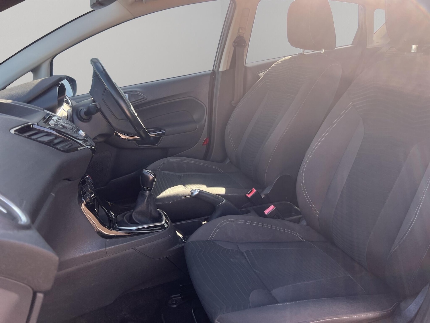 Used Ford Fiesta 2015 for sale - 78170663: Photo 17