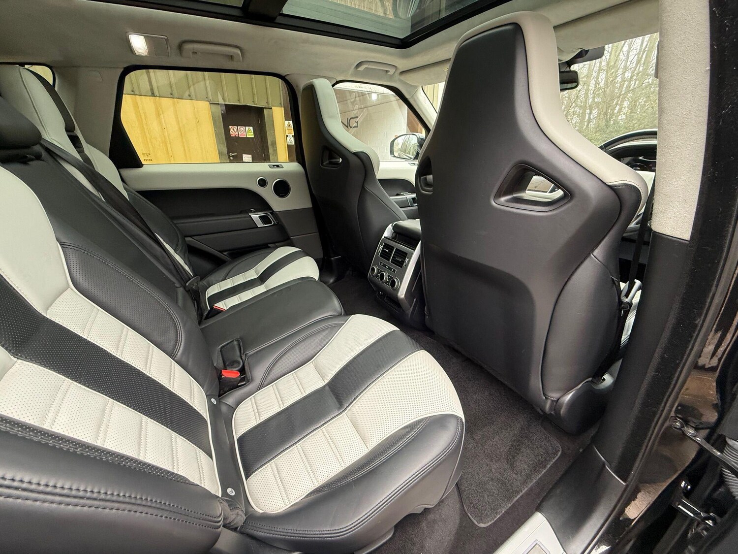 Used Land Rover Range Rover Sport 2016 for sale - 78171151: Photo 15