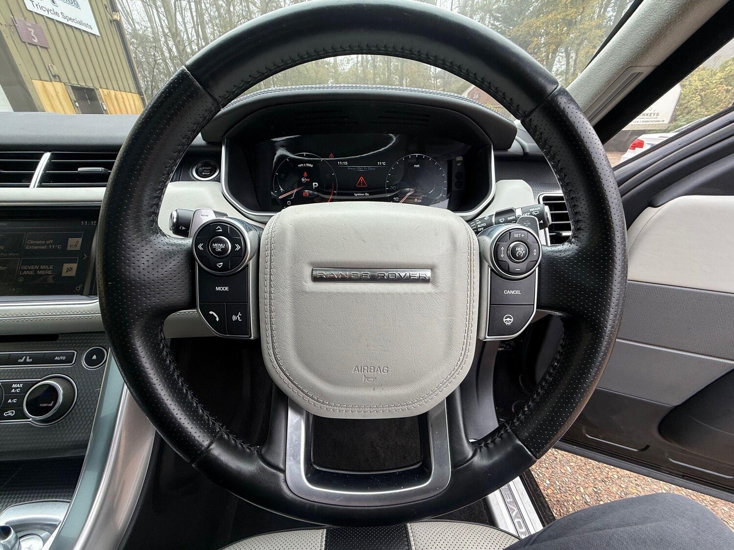 Used Land Rover Range Rover Sport 2016 for sale - 78171151: Photo 40