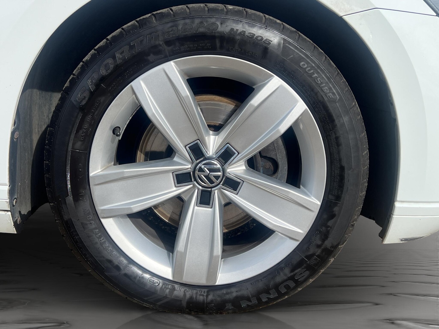 Used Volkswagen Passat for sale - 77969799: Photo 24