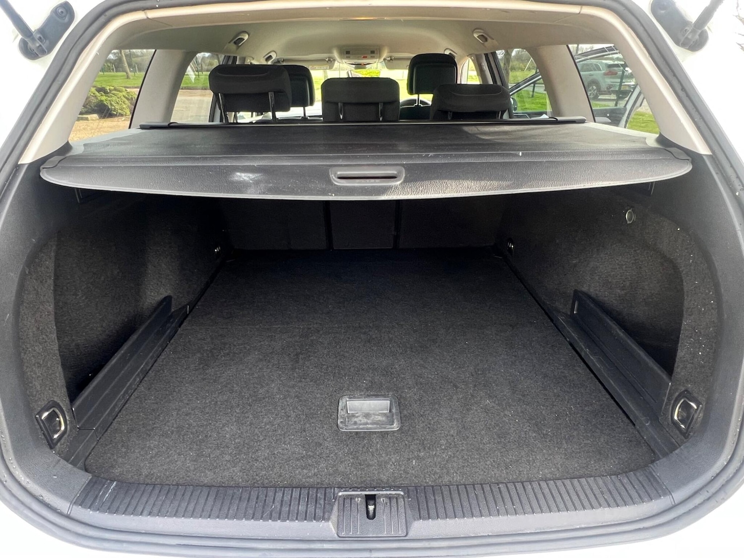 Used Volkswagen Passat for sale - 77969799: Photo 37