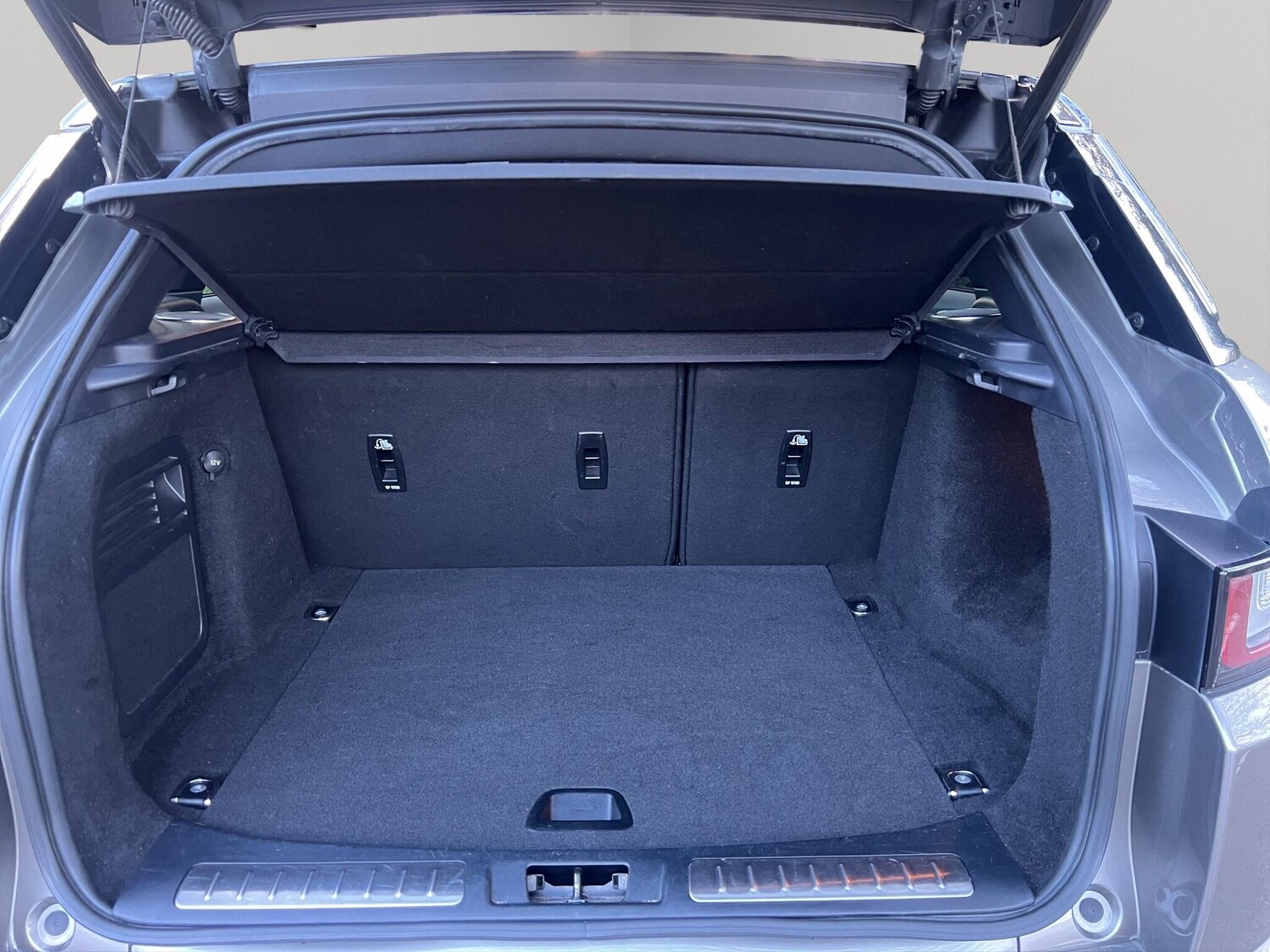 Used Land Rover Range Rover Evoque for sale - 77969980: Photo 37