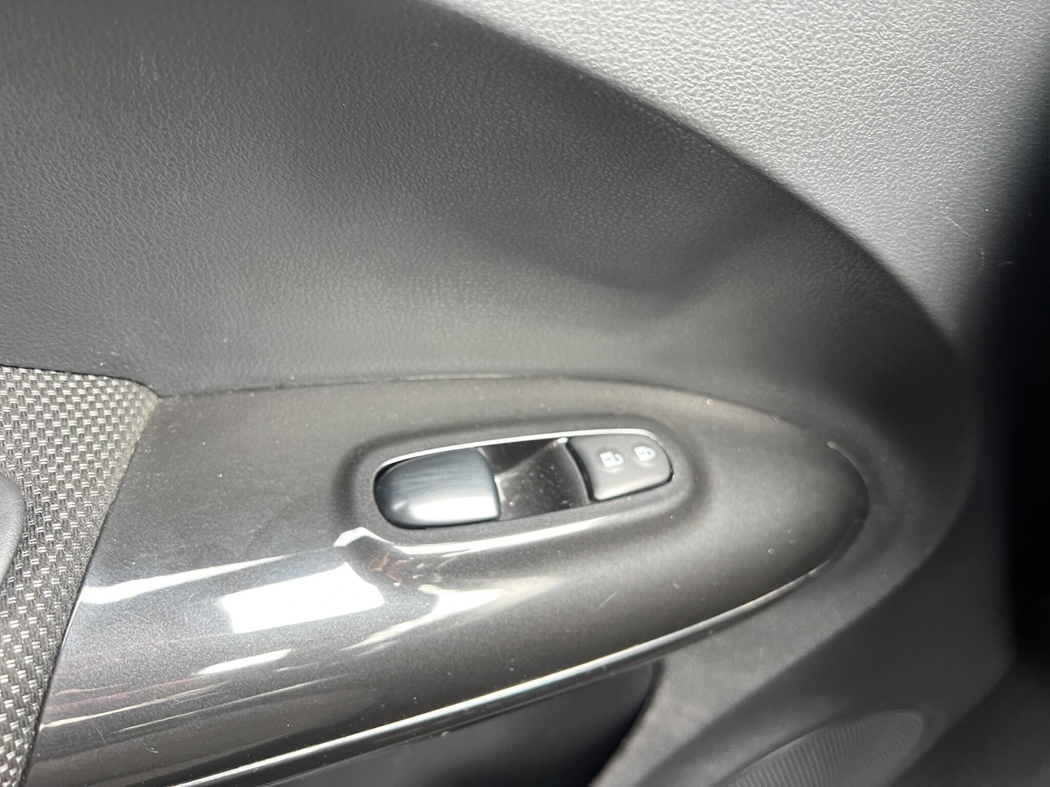 Used Nissan Juke 2015 for sale - 78101118: Photo 38