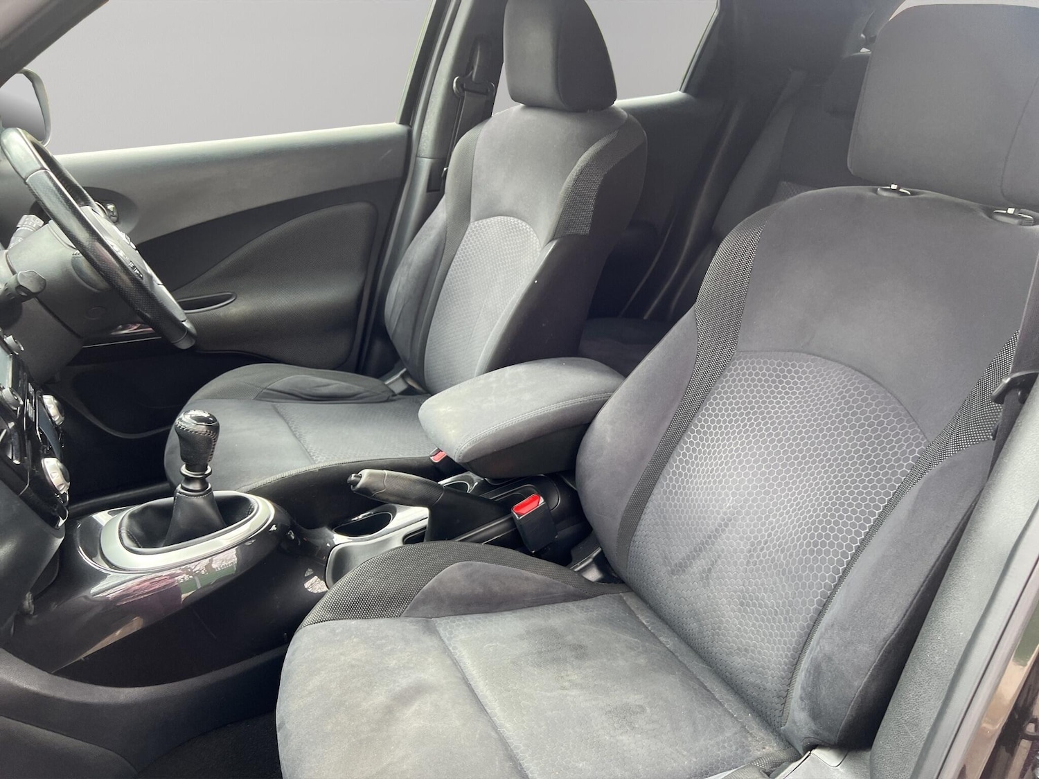 Used Nissan Juke 2015 for sale - 78101118: Photo 39