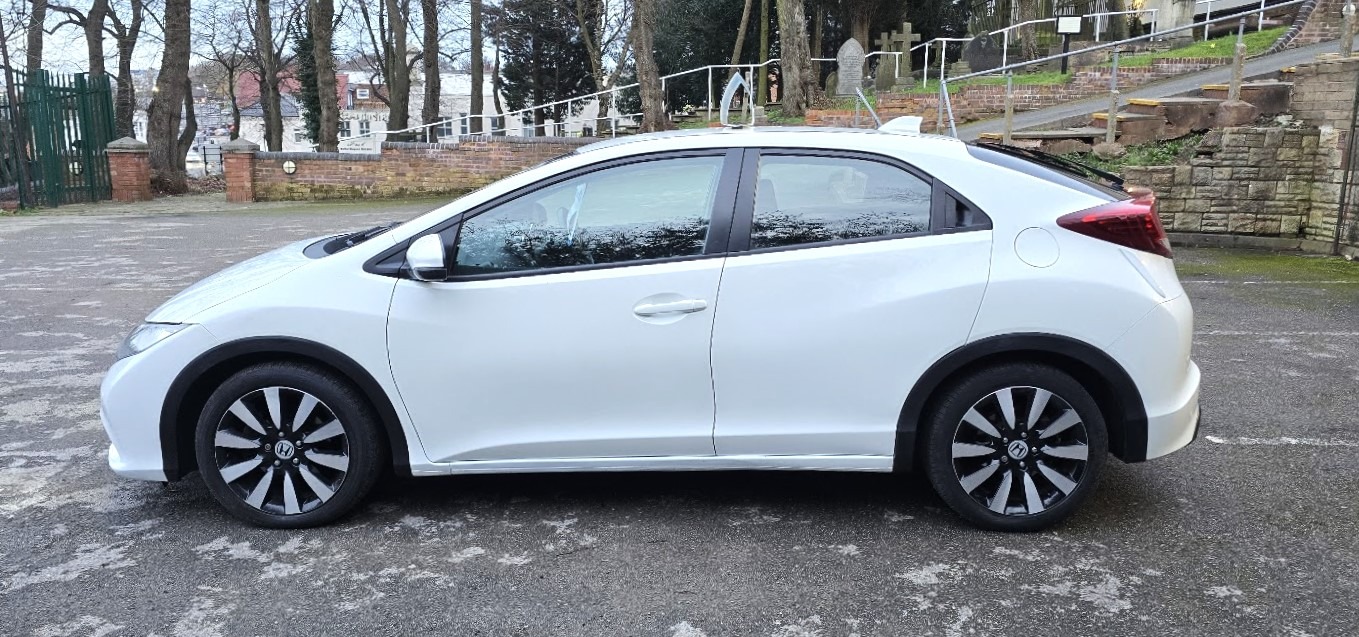 Used Honda Civic 2014 for sale - 77590365: Photo 19