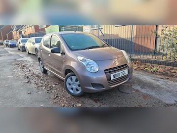 2010 (10) - 1.0 SZ3 5dr