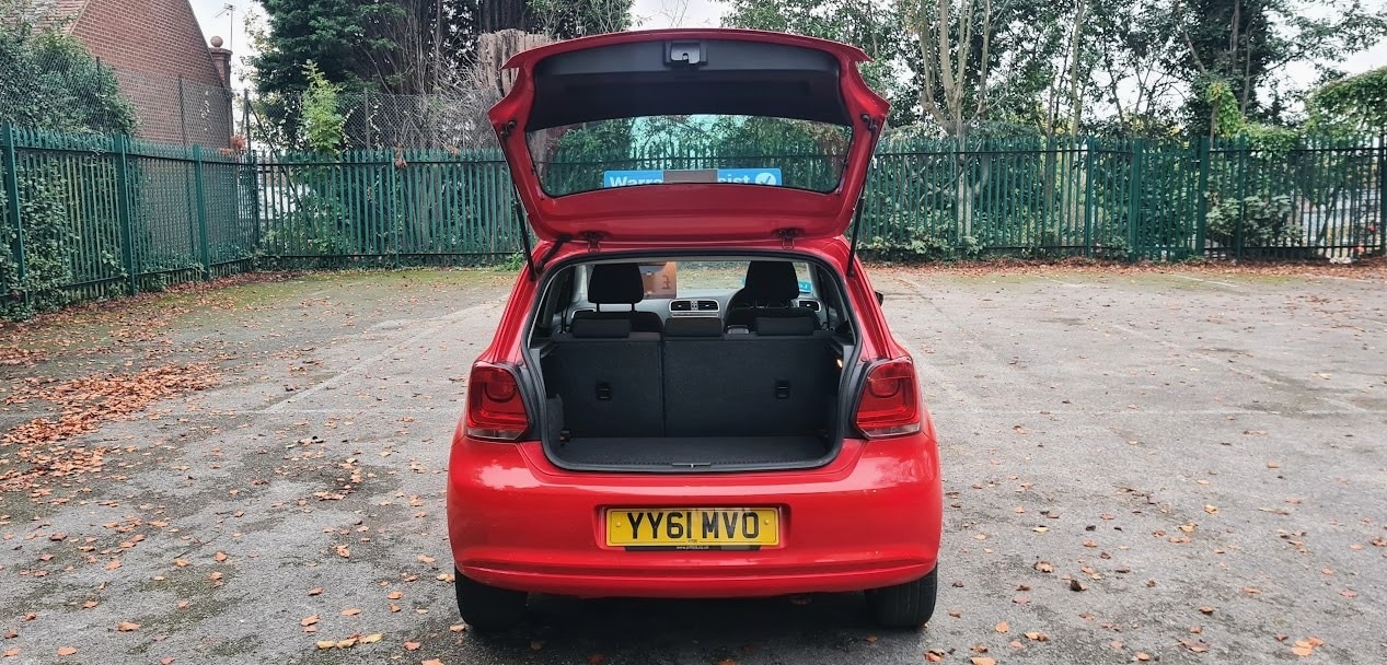 Used Volkswagen Polo 2011 for sale - 76737974: Photo 10