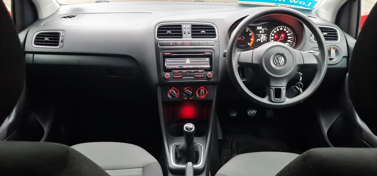 Used Volkswagen Polo 2011 for sale - 76737974: Photo 12