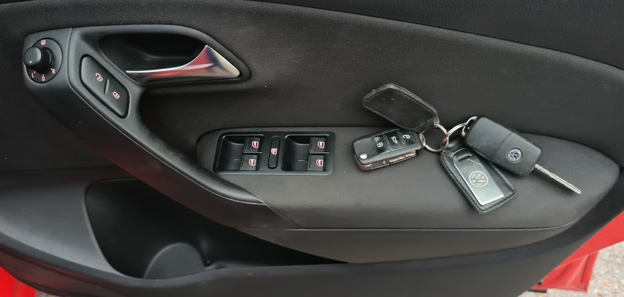 Used Volkswagen Polo 2011 for sale - 76737974: Photo 14