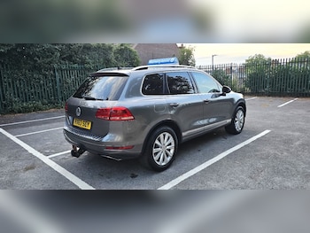 Used Volkswagen Touareg 2013 for sale - 79367909: Photo