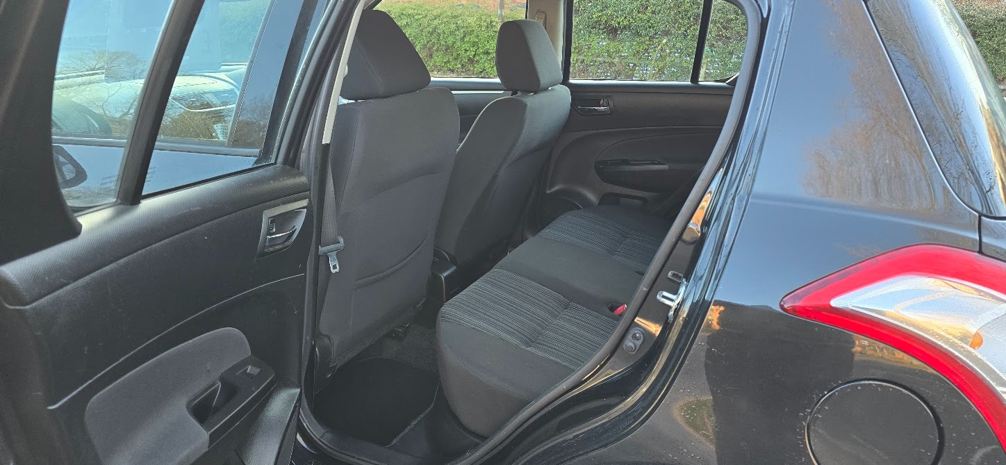 Used Suzuki Swift 2015 for sale - 78065344: Photo 6