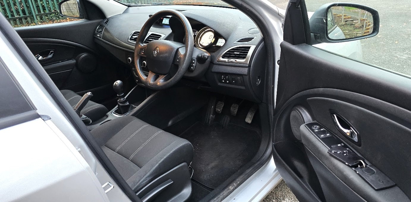 Used Renault Megane 2014 for sale - 76532306: Photo 11