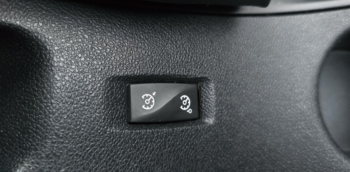 Used Renault Megane 2014 for sale - 76532306: Photo 16