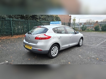 Used Renault Megane 2014 for sale - 76532306: Photo