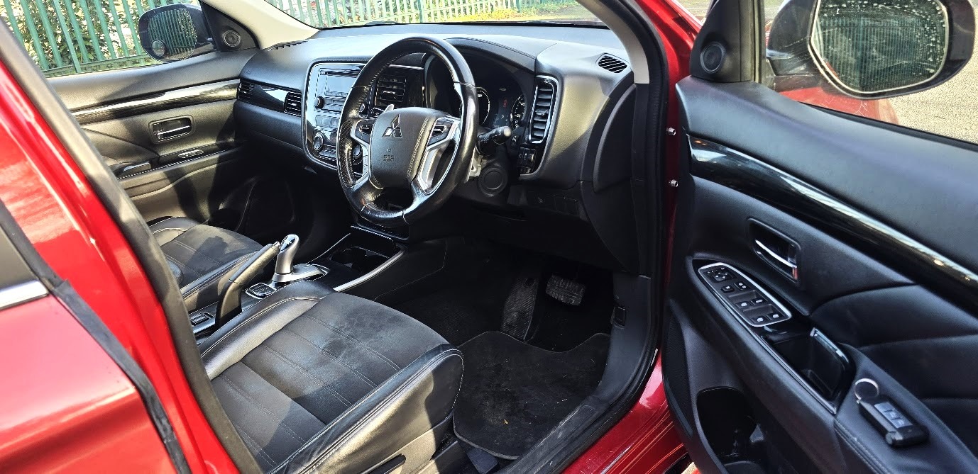 Used Mitsubishi Outlander 2016 for sale - 76946853: Photo 11