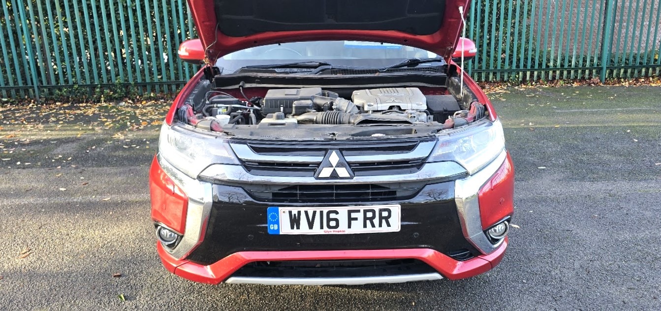 Used Mitsubishi Outlander 2016 for sale - 76946853: Photo 17