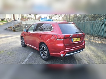 Used Mitsubishi Outlander 2016 for sale - 76946853: Photo