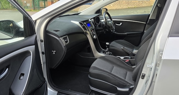 Used Hyundai i30 2014 for sale - 75382681: Photo 6